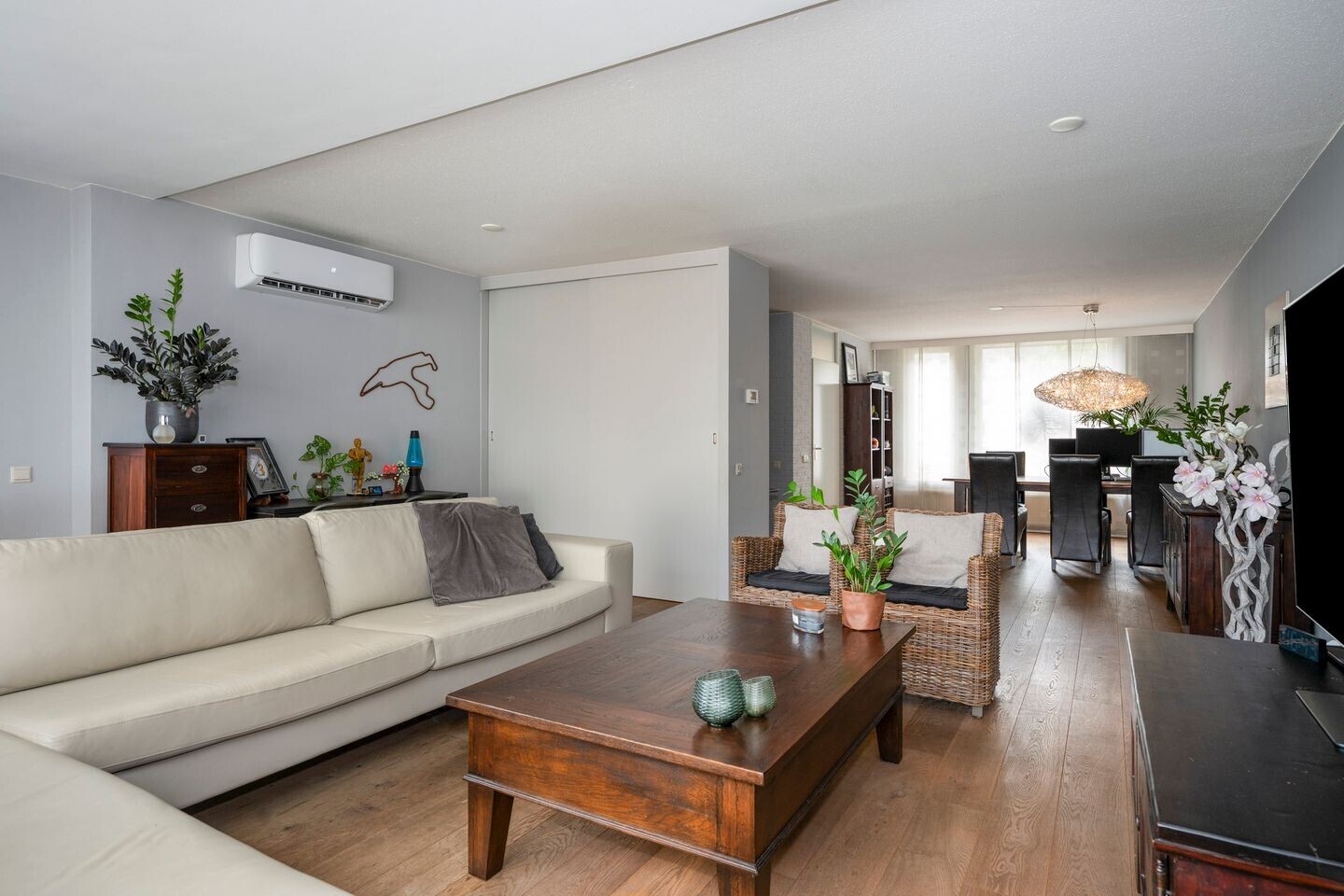 Hoekwoning te koop: Holsberg 10, Urmond