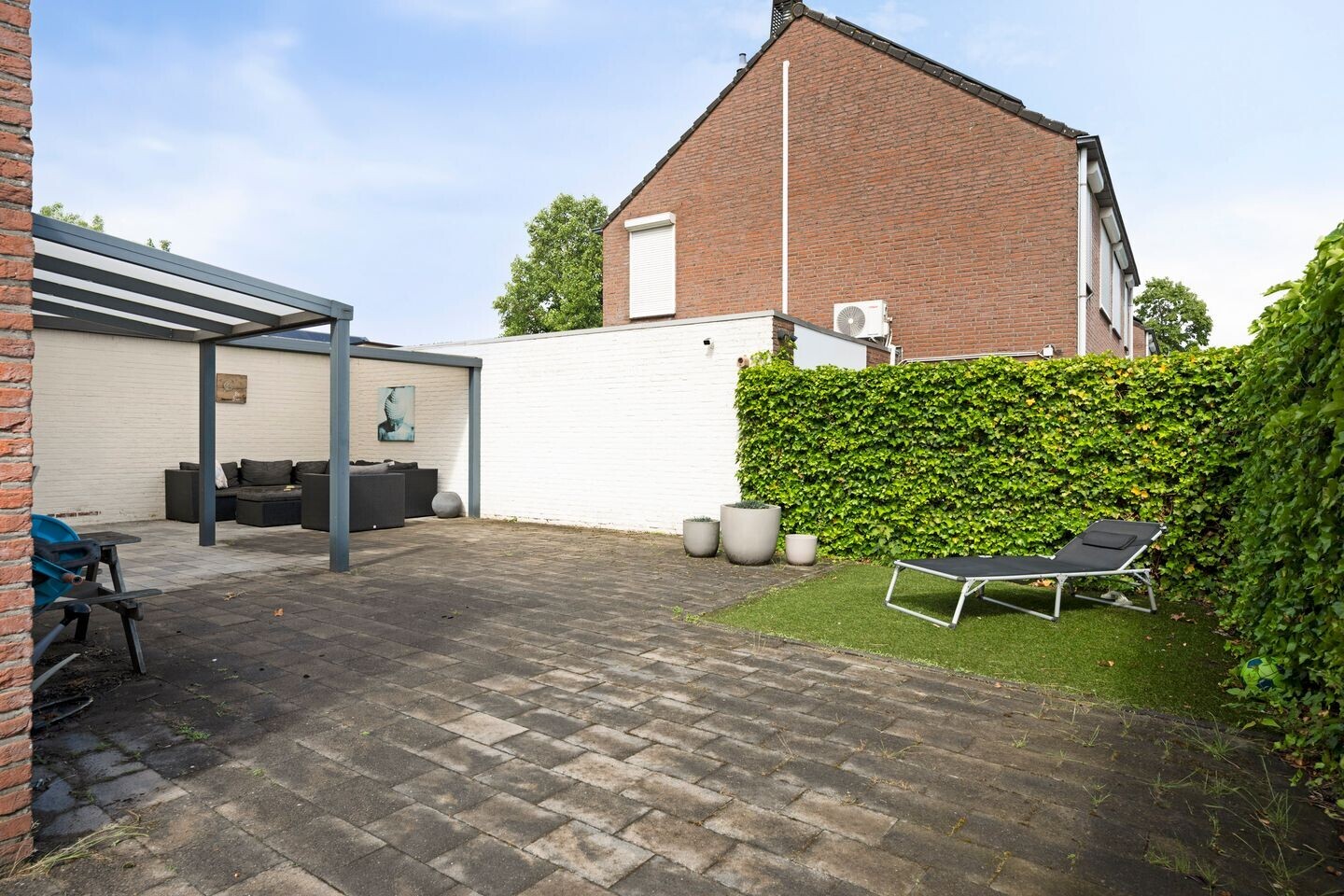 Hoekwoning te koop: Holsberg 10, Urmond