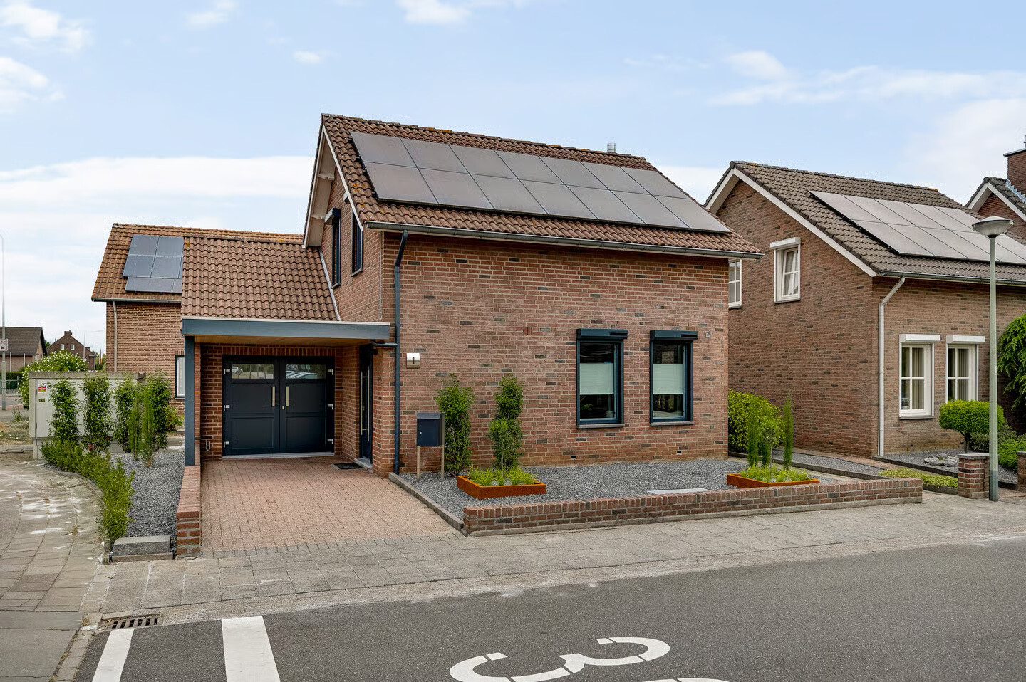 Vrijstaande woning te koop: Pannestraat 1, Urmond