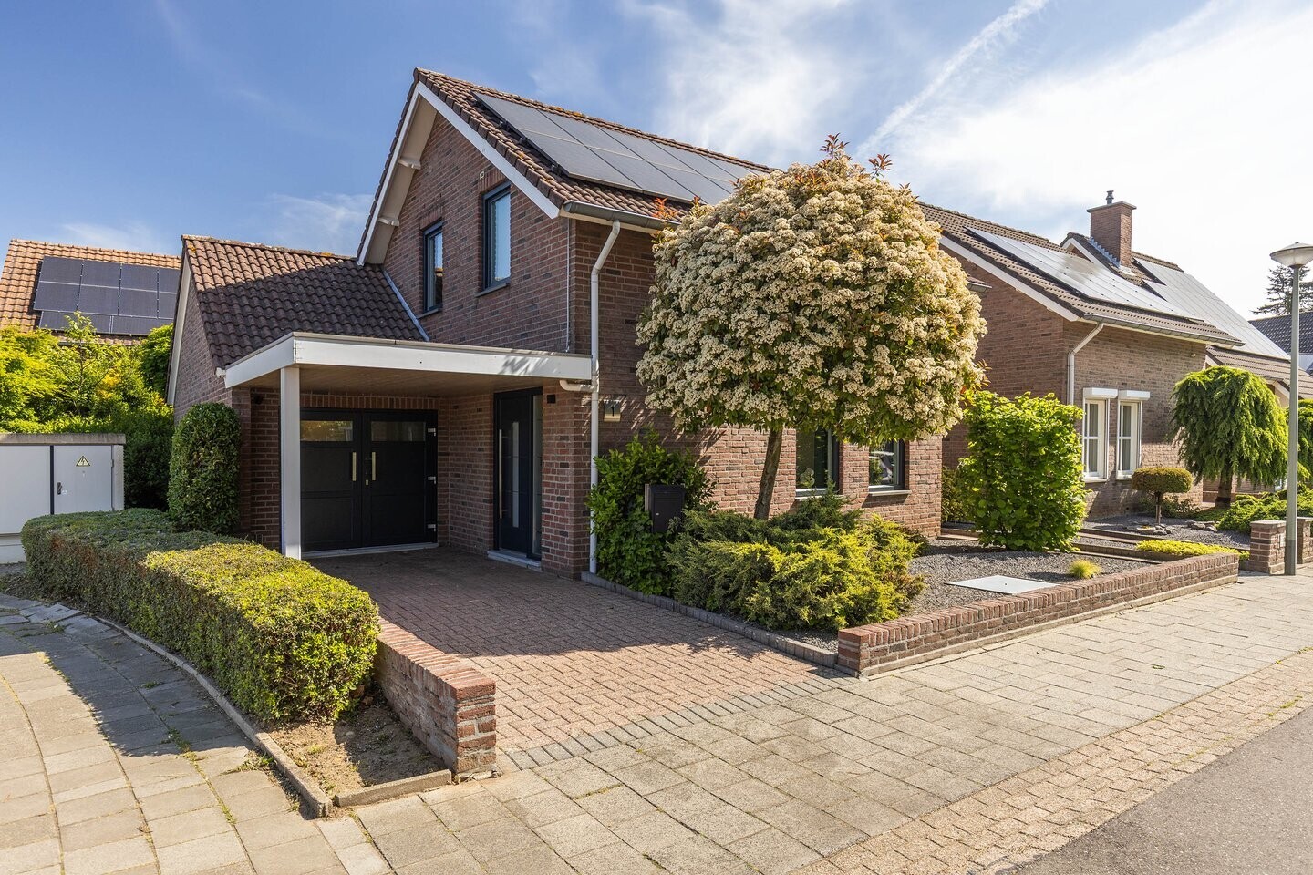 Vrijstaande woning te koop: Pannestraat 1, Urmond