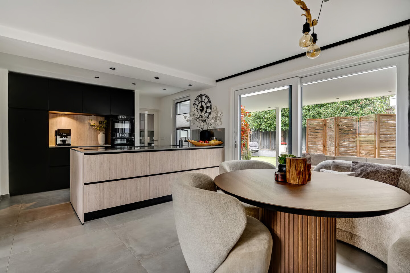 Vrijstaande woning te koop: Pannestraat 1, Urmond