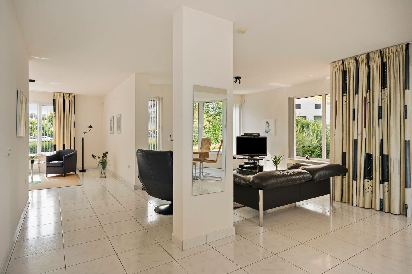 Vrijstaande woning te koop: Toon Hermanssingel 68A, Sittard