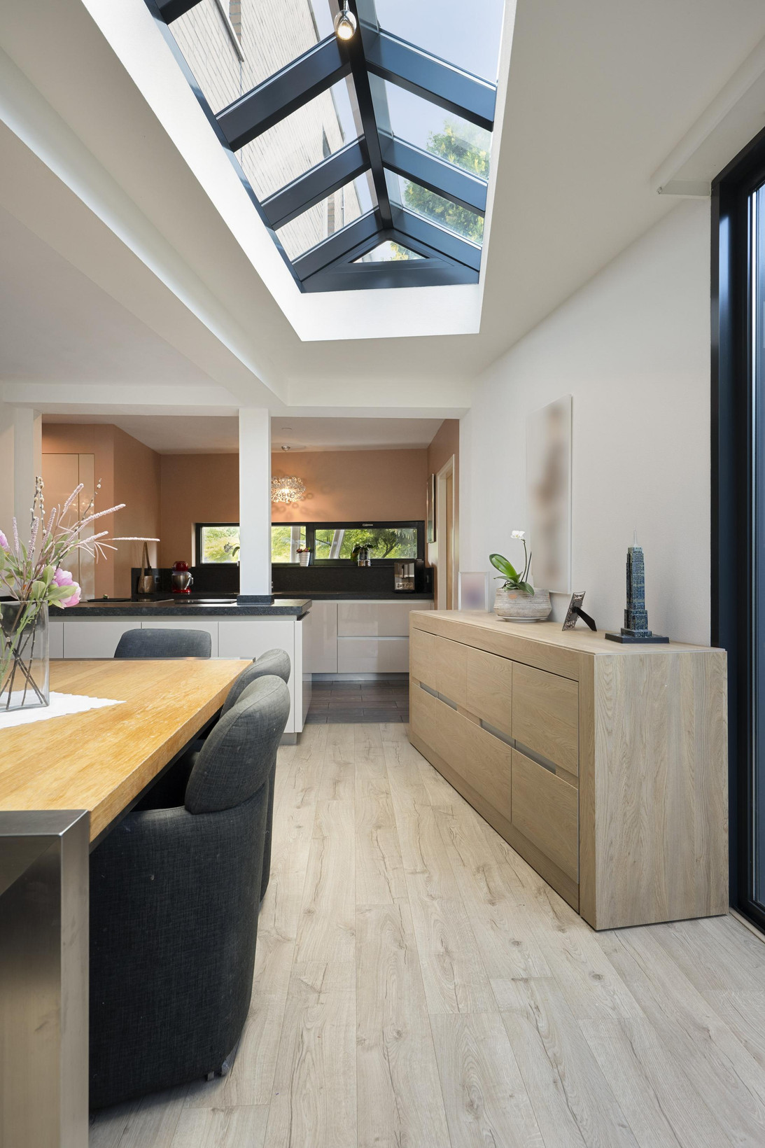 Vrijstaande woning te koop: Morgensterstraat 47, Sittard