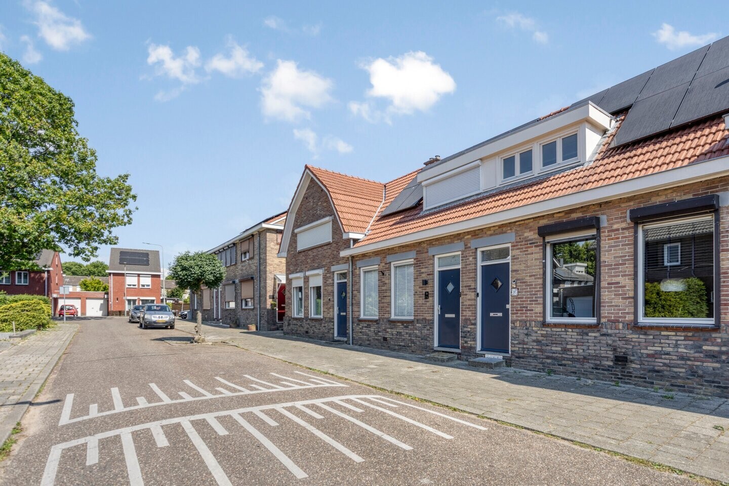 Tussenwoning te koop: Resedastraat 37, Sittard