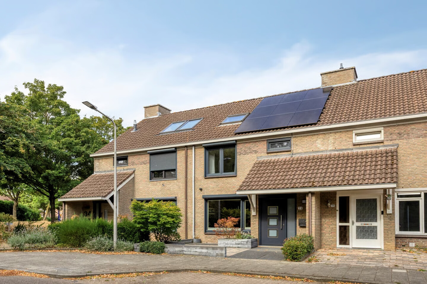 Tussenwoning te koop: Willem van Gelre-Gulikstraat 36, Sittard