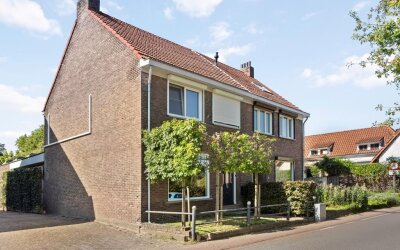 Dorpstraat 21