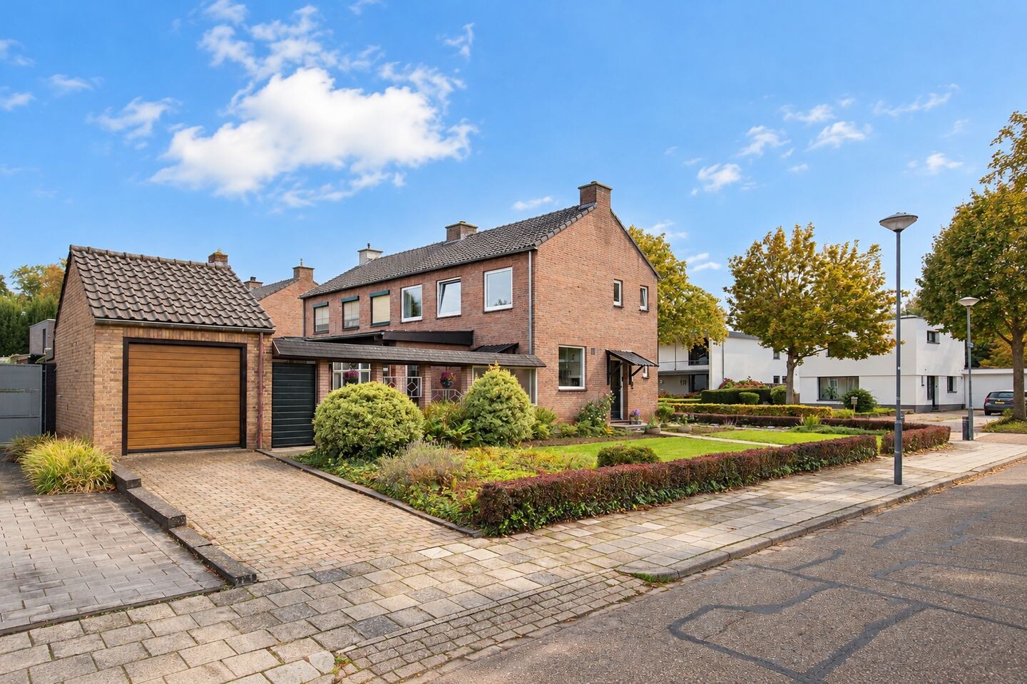 Hoekwoning te koop: Burg. Nelissenstraat 2A, Limbricht