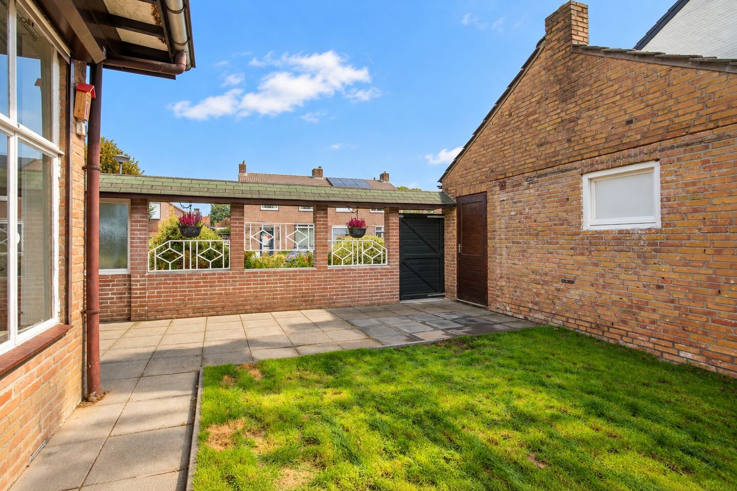 Hoekwoning te koop: Burg. Nelissenstraat 2A, Limbricht