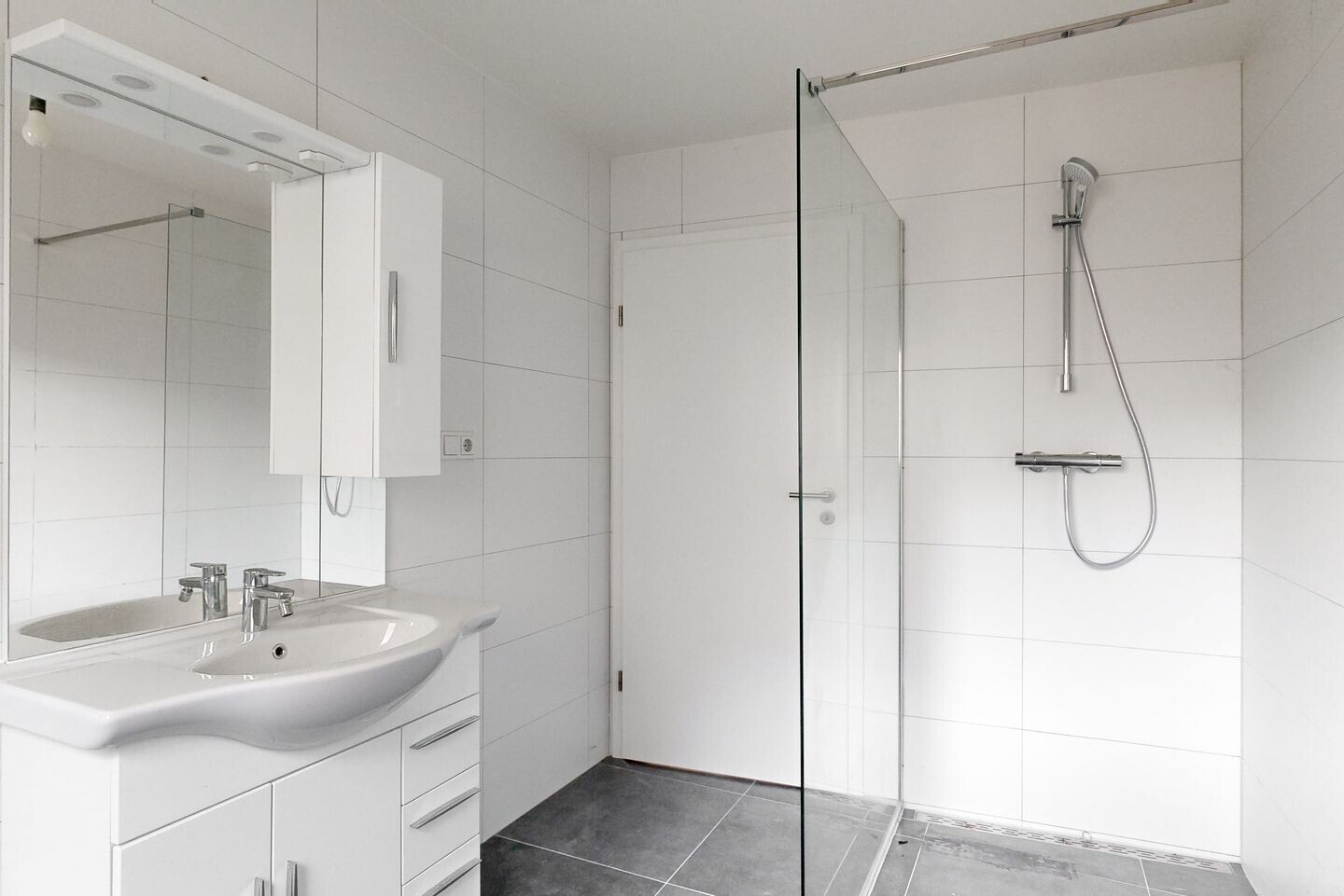 Hoekwoning te koop: Rijksweg Zuid 103, Geleen