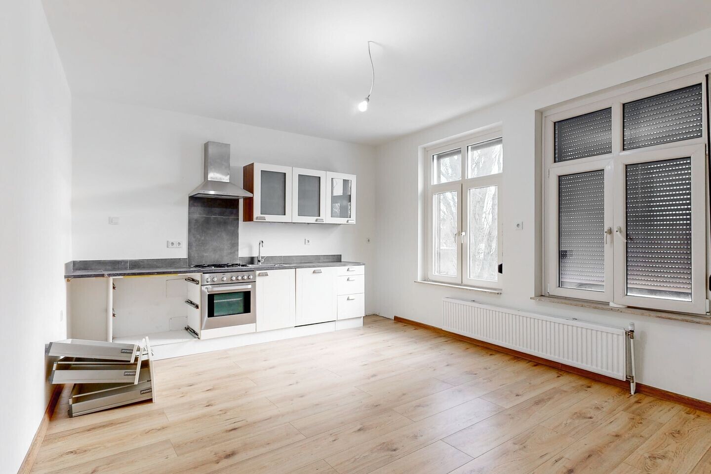 Hoekwoning te koop: Rijksweg Zuid 103, Geleen
