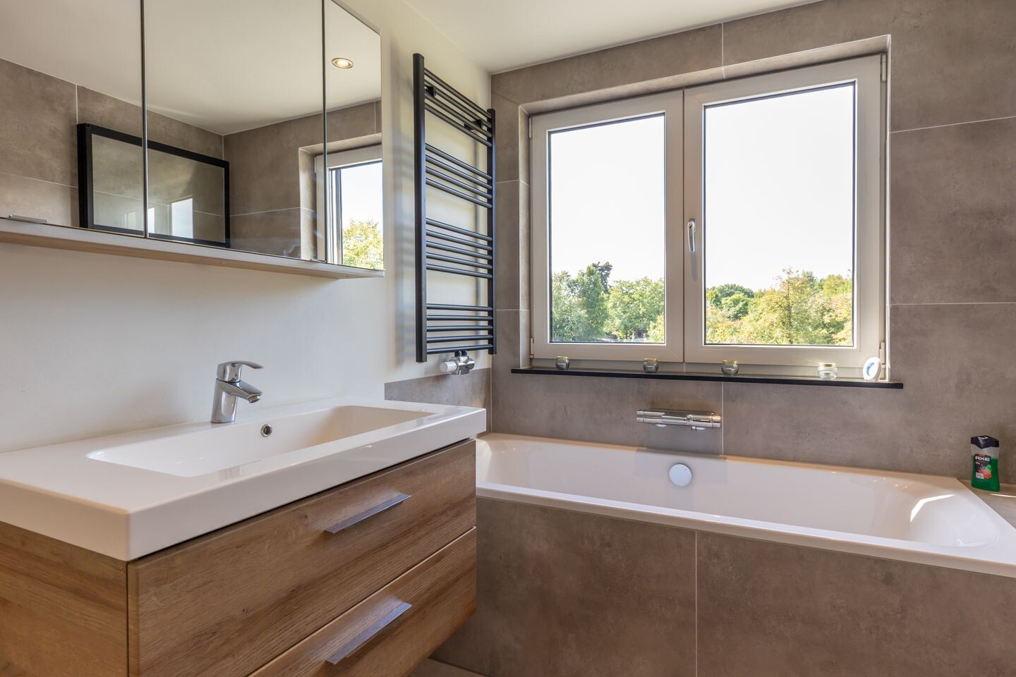 Hoekwoning te koop: Op de Kraonkel 115, Geleen