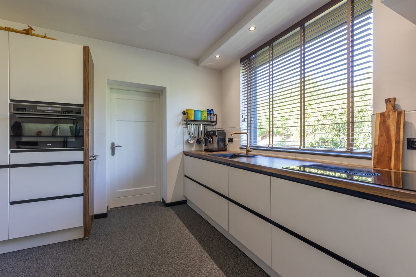 Hoekwoning te koop: Op de Kraonkel 115, Geleen