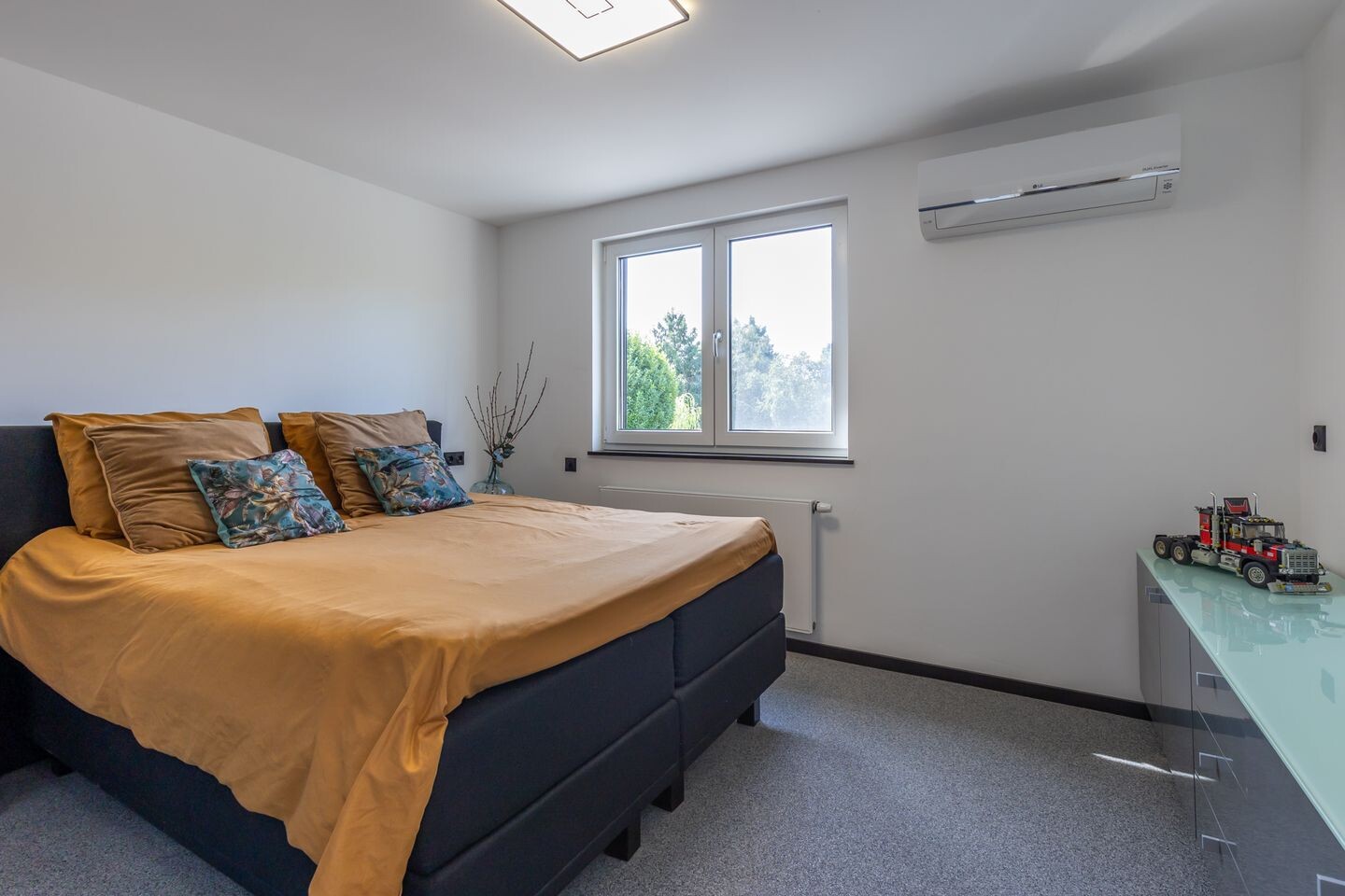 Hoekwoning te koop: Op de Kraonkel 115, Geleen