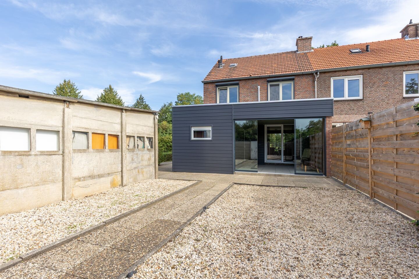 Hoekwoning te koop: Op de Kraonkel 115, Geleen