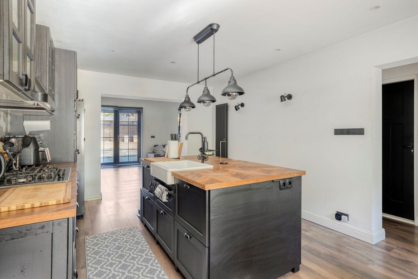 Twee-onder-één-kap te koop: Jupiterstraat 11, Geleen