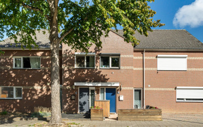Pastoor Schoenmaeckersstraat 17-C