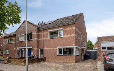Pastoor Schoenmaeckersstraat 17-D