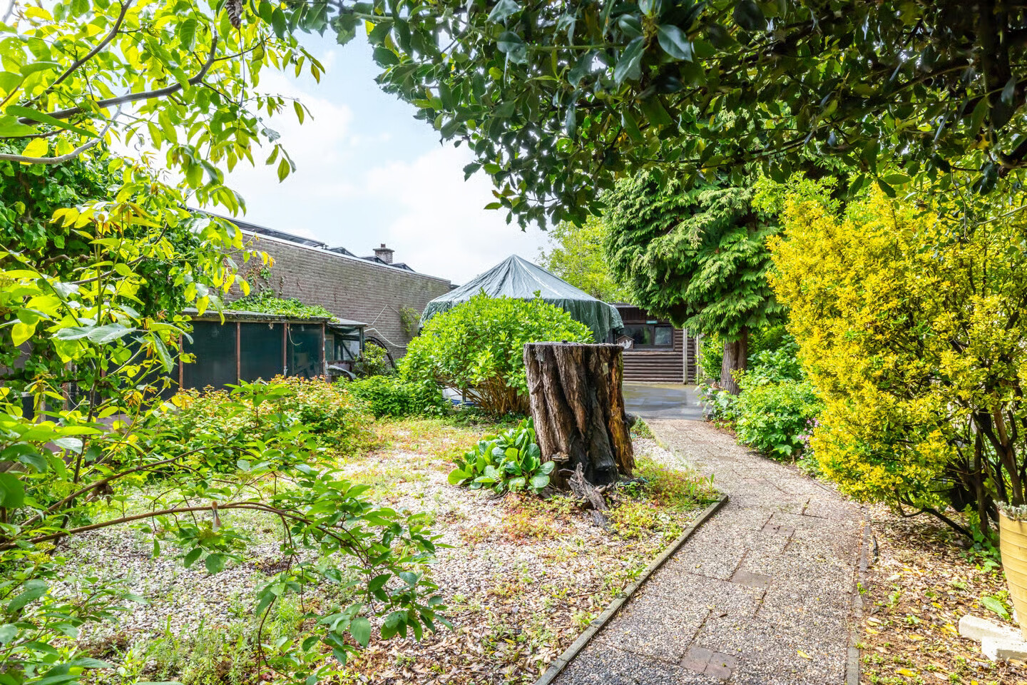 Vrijstaande woning te koop: Valderenstraat 67, Geleen