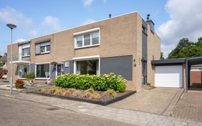 Limburgstraat 15