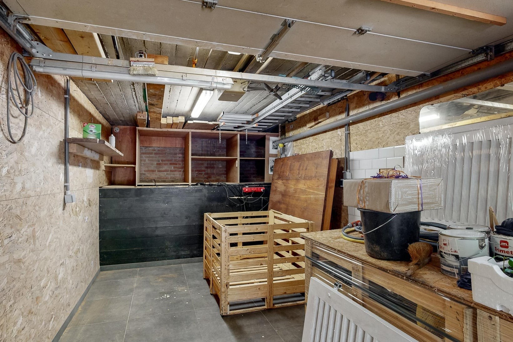 Twee-onder-één-kap te koop: Dunantstraat 18, Geleen