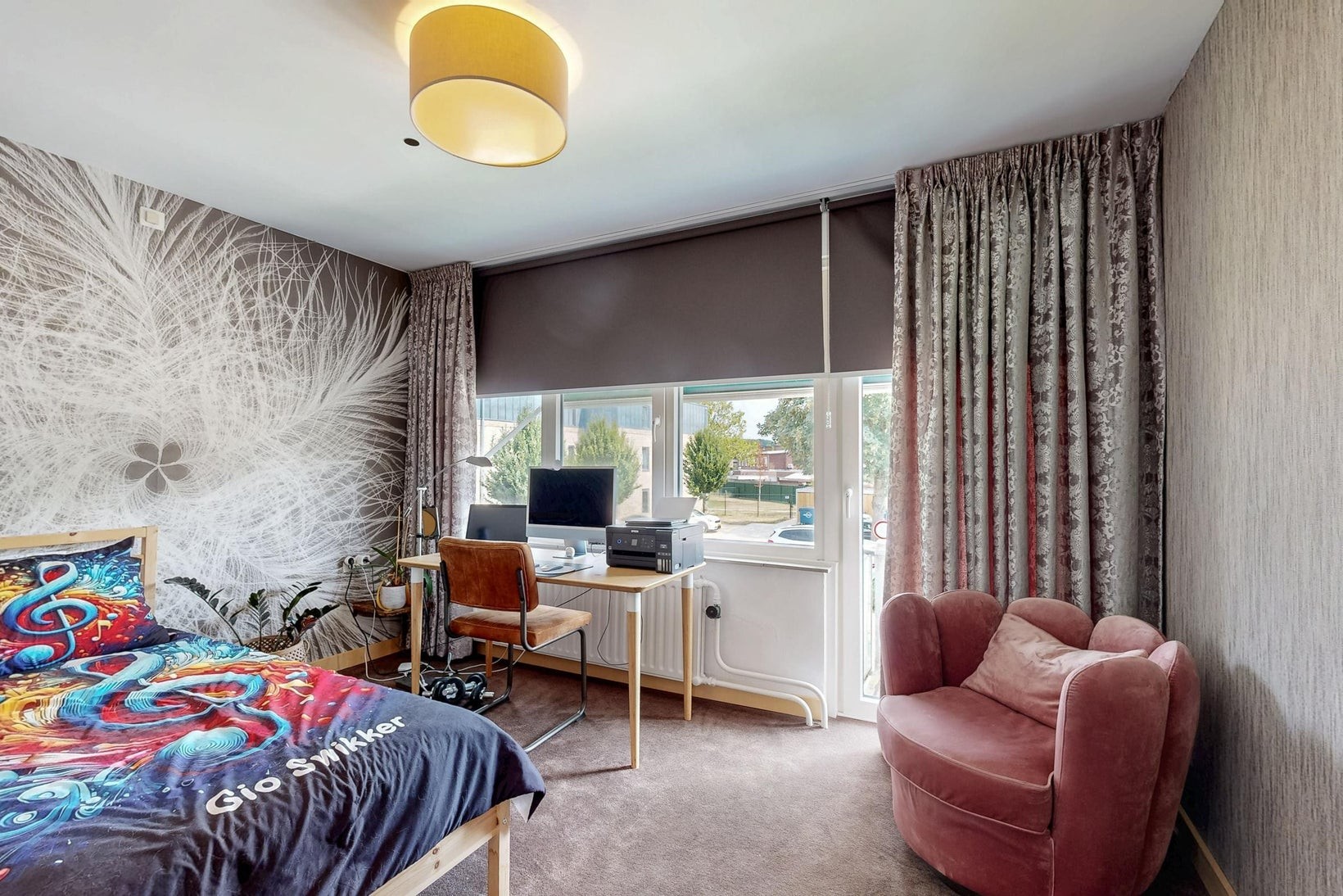 Twee-onder-één-kap te koop: Dunantstraat 18, Geleen