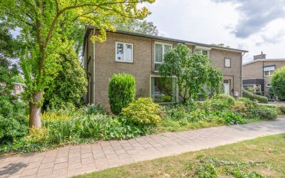 Kochstraat 2