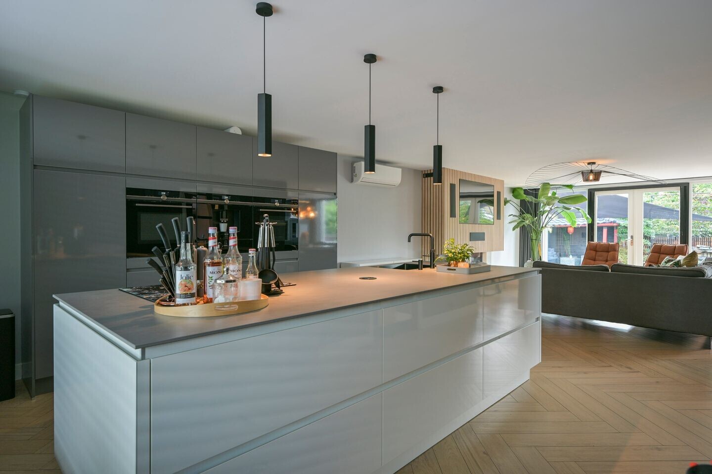 Vrijstaande woning te koop: Spaubeeklaan 38, Geleen
