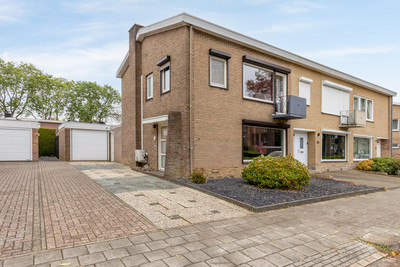 Leeuwenhoekstraat 42
