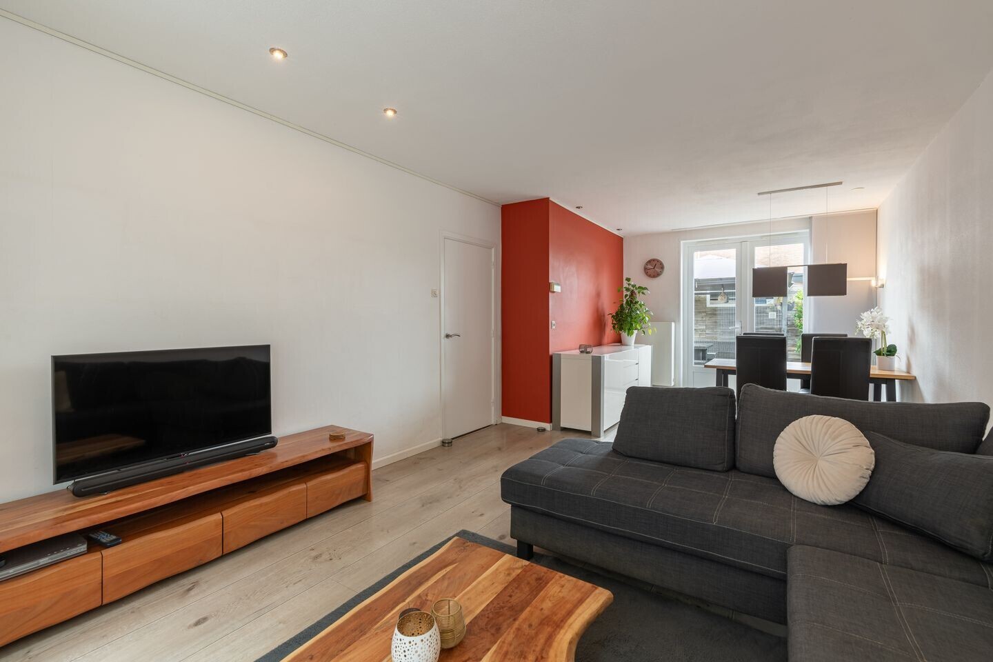 Hoekwoning te koop: Breitnerstraat 24, Geleen
