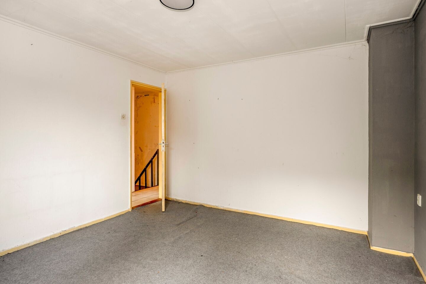 Tussenwoning te koop: Haesselderstraat 21, Geleen