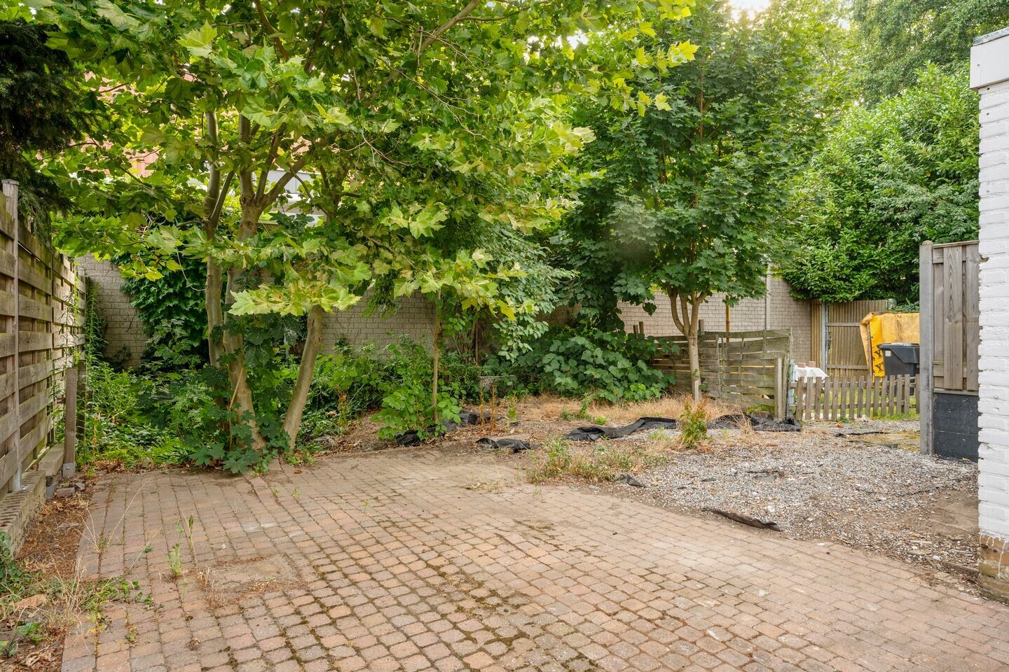 Tussenwoning te koop: Haesselderstraat 21, Geleen