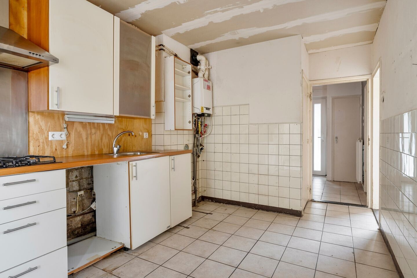 Tussenwoning te koop: Haesselderstraat 21, Geleen