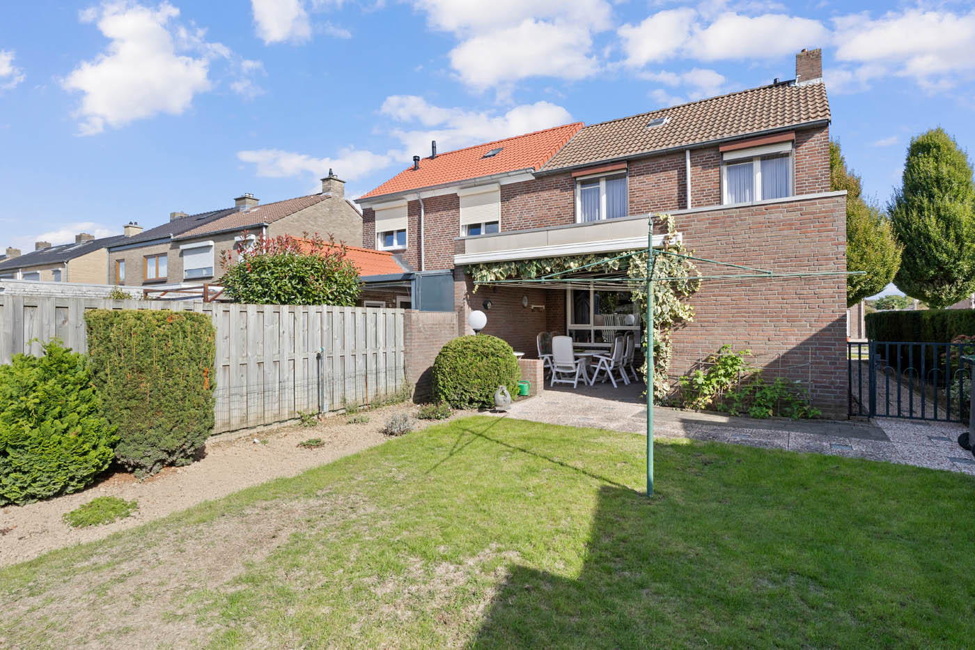 Twee-onder-één-kap te koop: Heerstraat Noord 82, Stein