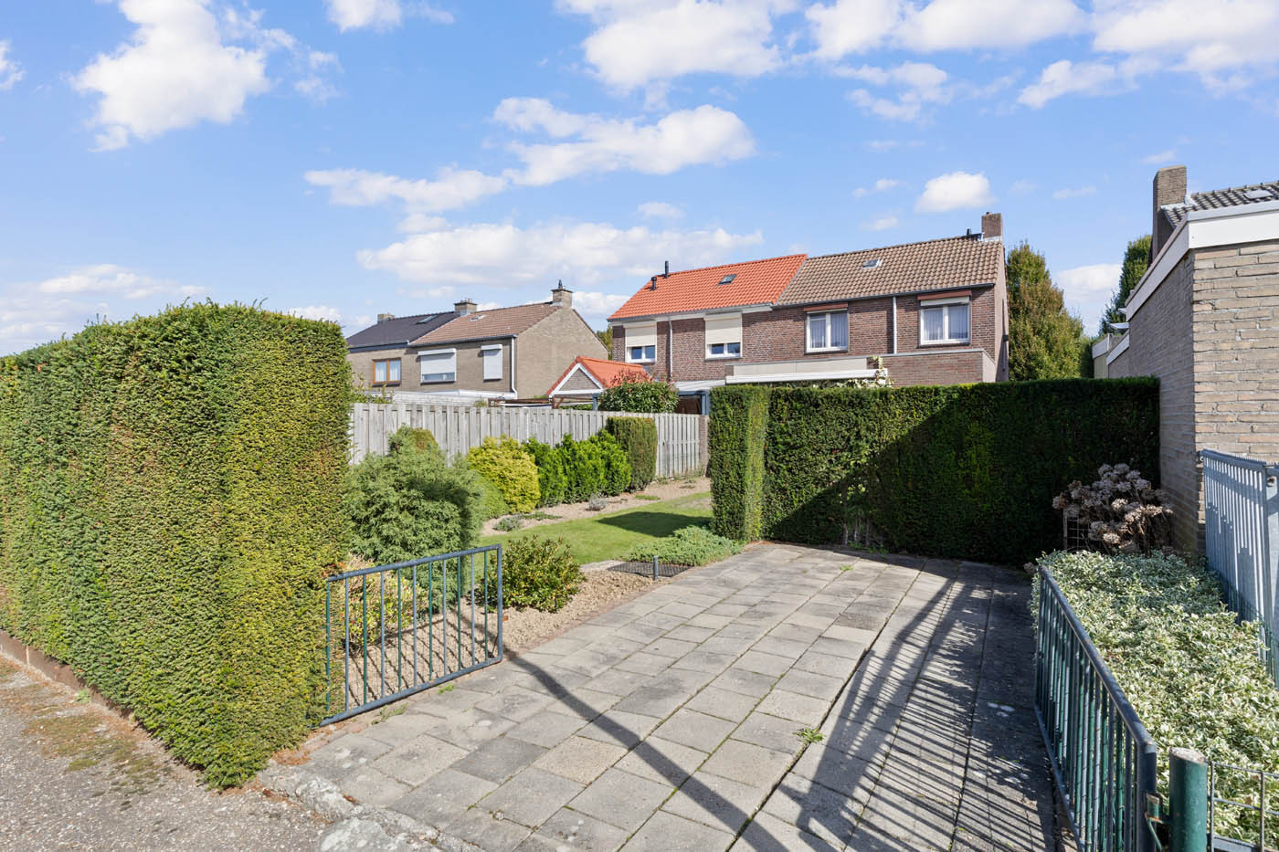 Twee-onder-één-kap te koop: Heerstraat Noord 82, Stein