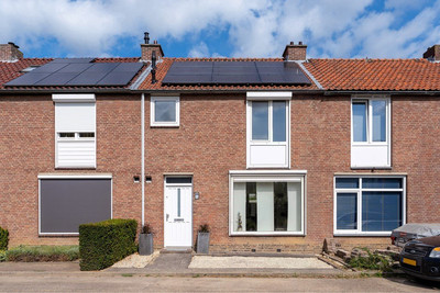 Kerkstraat 25