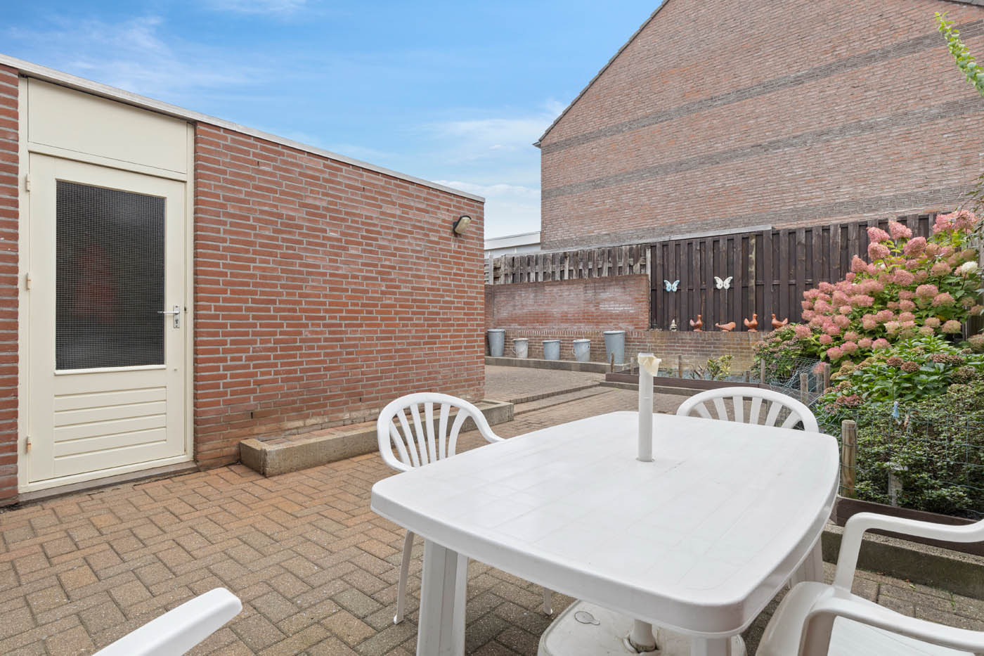 Tussenwoning te koop: Sijzenhof 30, Elsloo