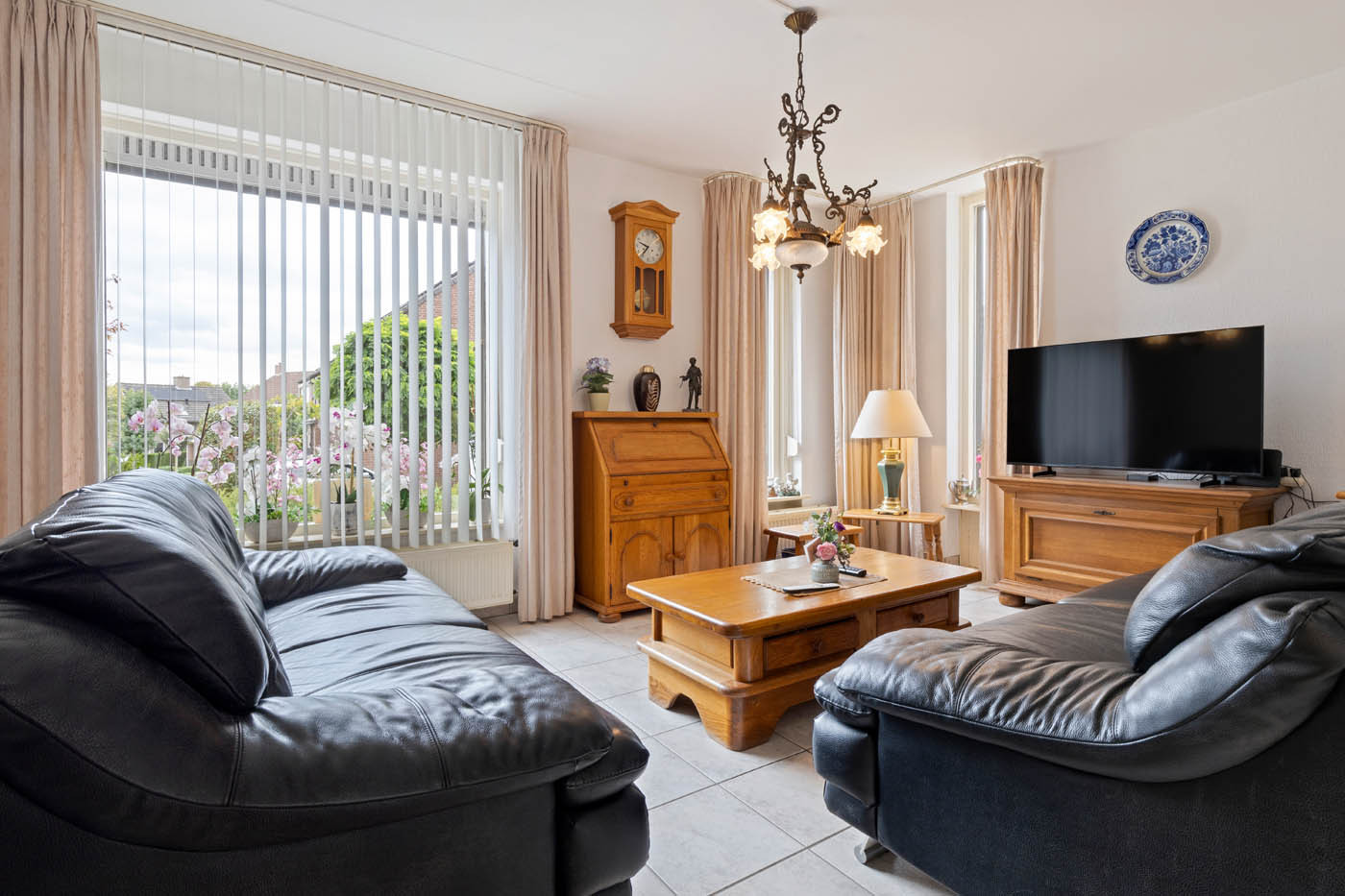 Tussenwoning te koop: Sijzenhof 30, Elsloo