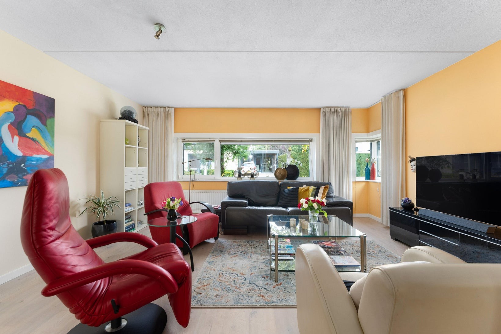 Tussenwoning te koop: Aronskelk 77, Elsloo