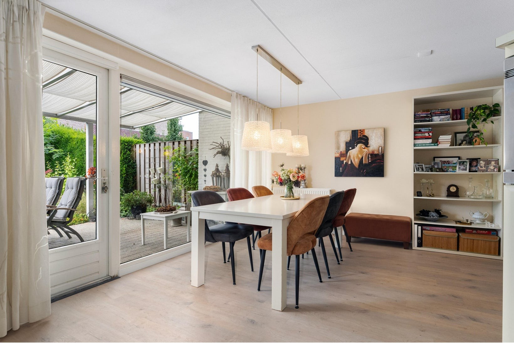 Tussenwoning te koop: Aronskelk 77, Elsloo