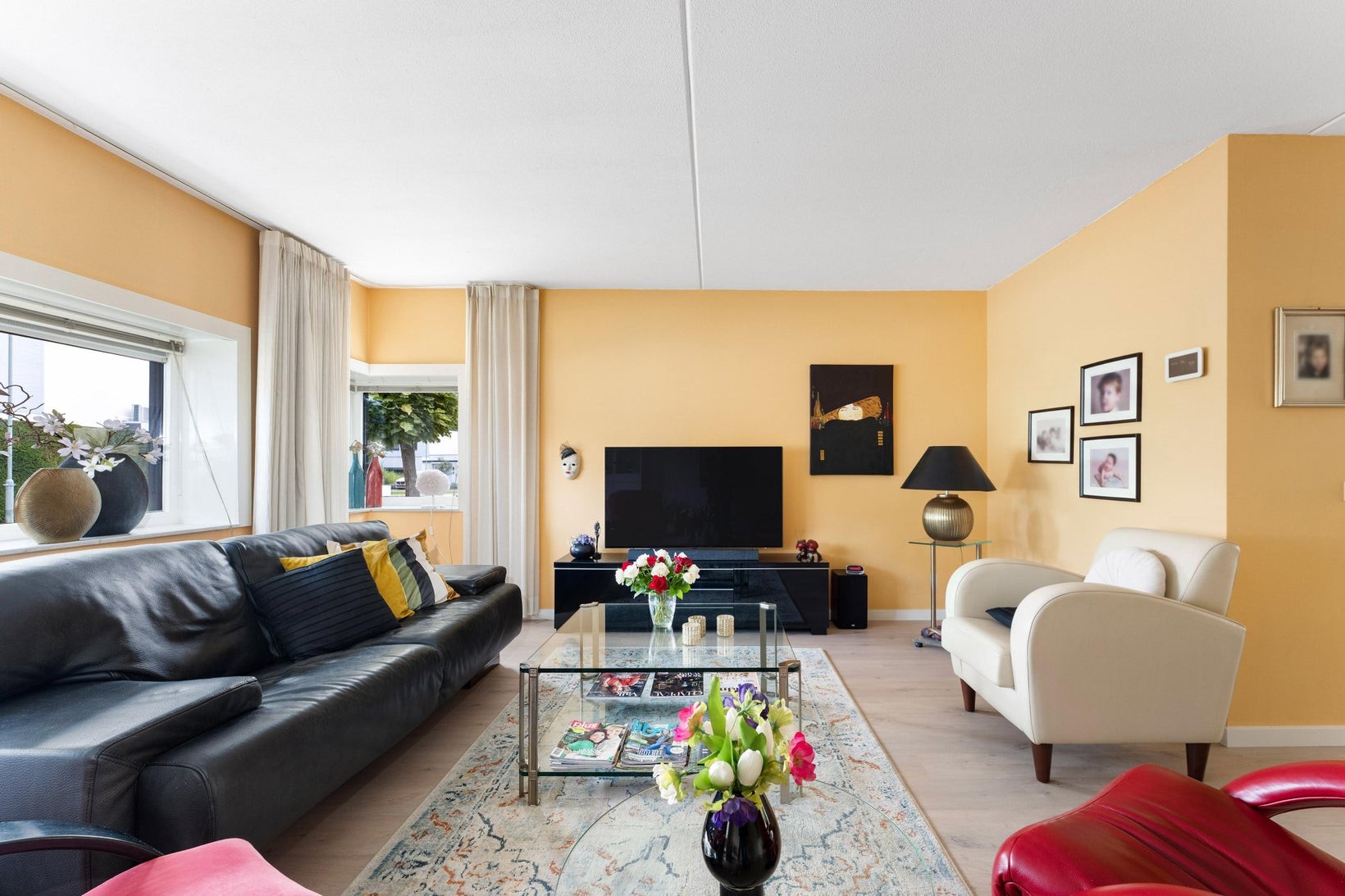 Tussenwoning te koop: Aronskelk 77, Elsloo