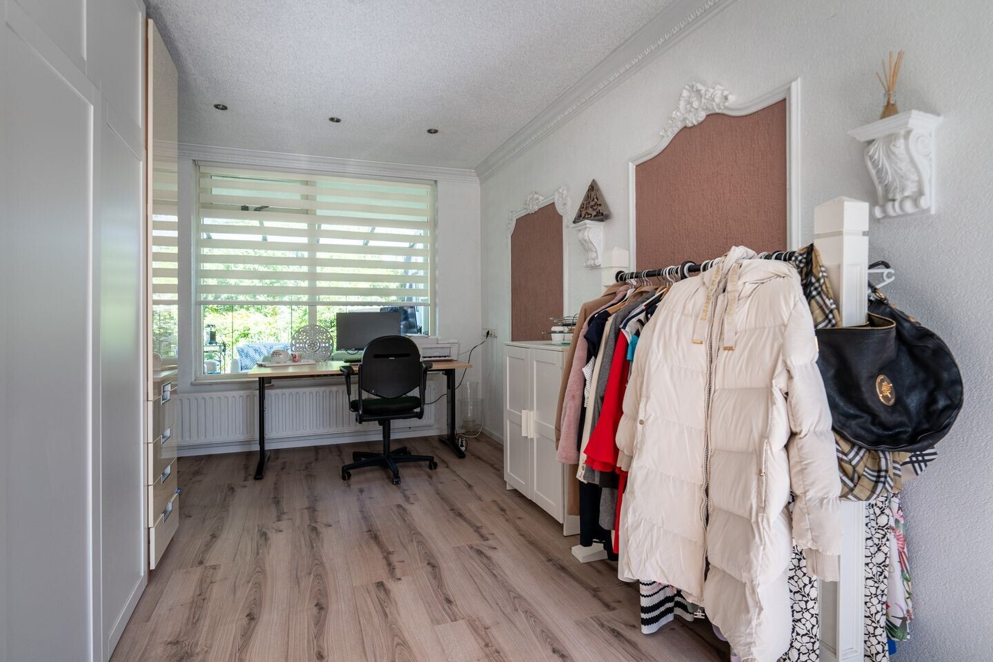 Twee-onder-één-kap te koop: Heuvelstraat 17, Elsloo