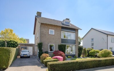 Veldekelaan 33
