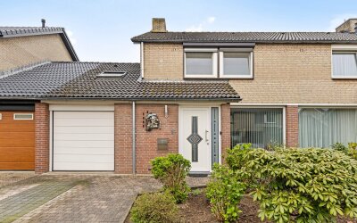 Laathofstraat 16