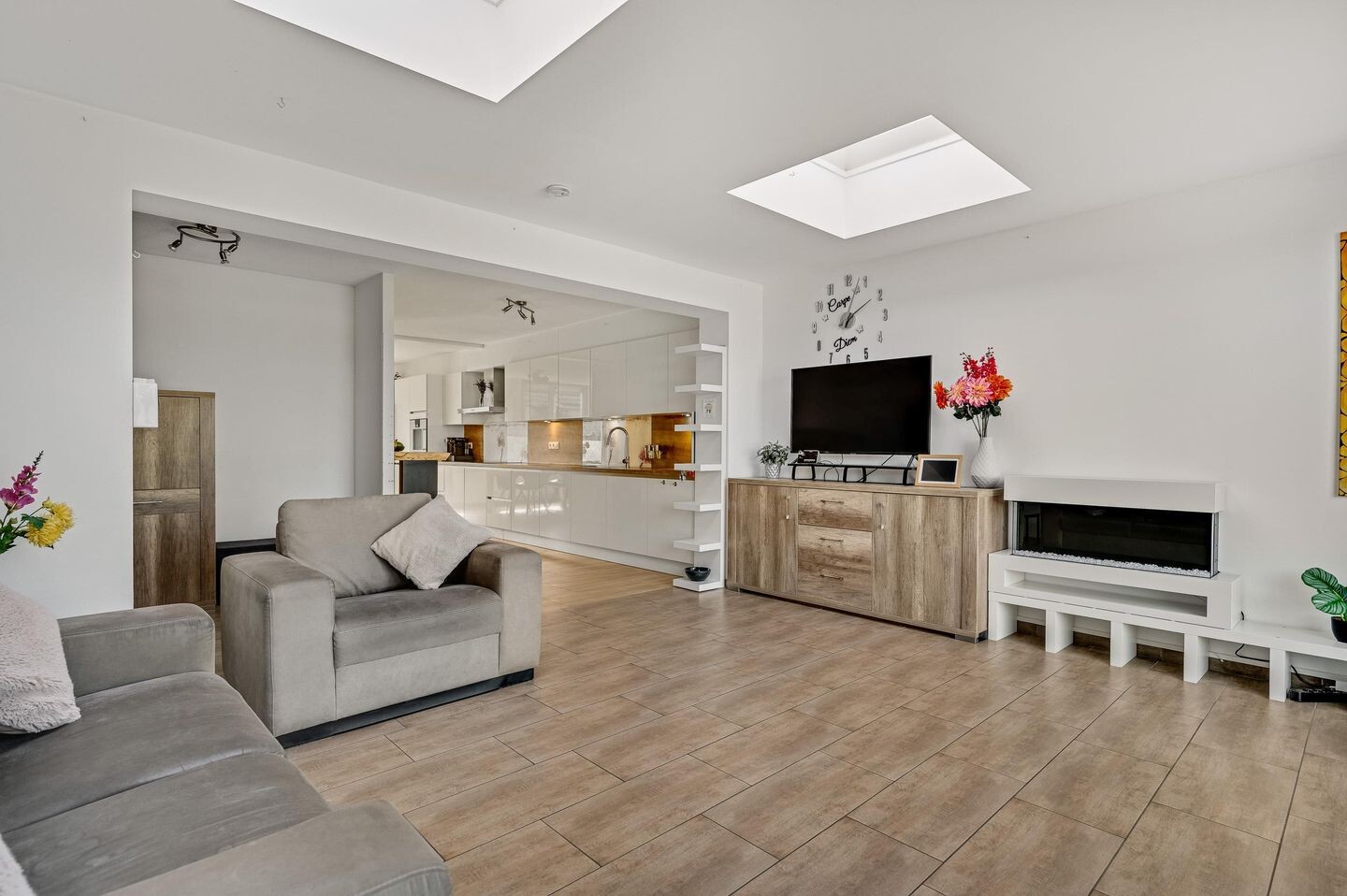 Tussenwoning te koop: Kapelaan Wijnensingel 60, Beek