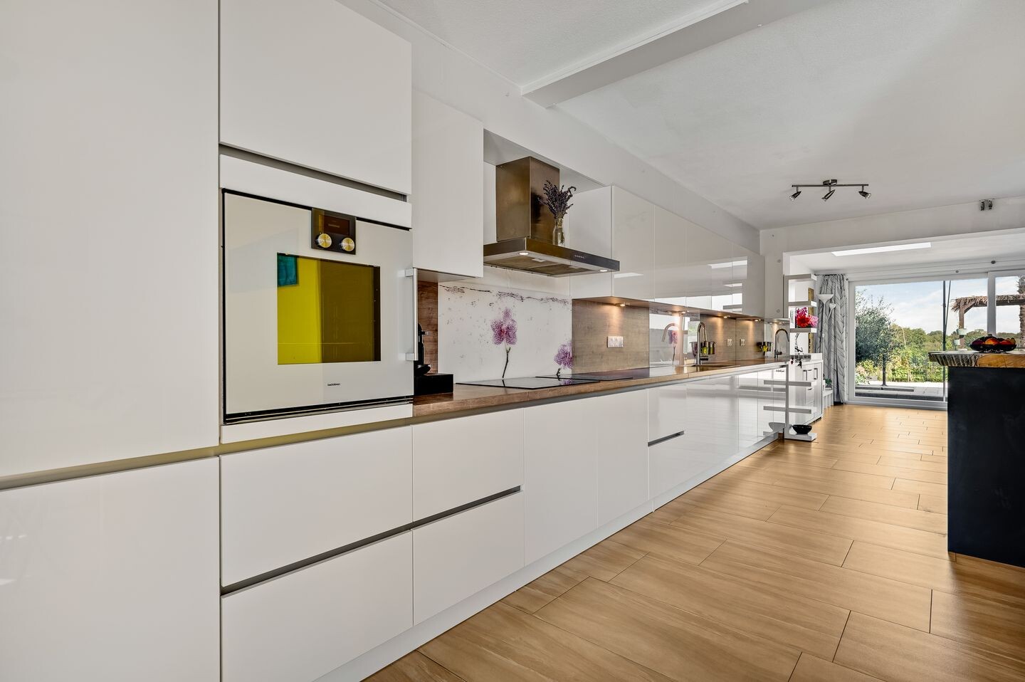 Tussenwoning te koop: Kapelaan Wijnensingel 60, Beek