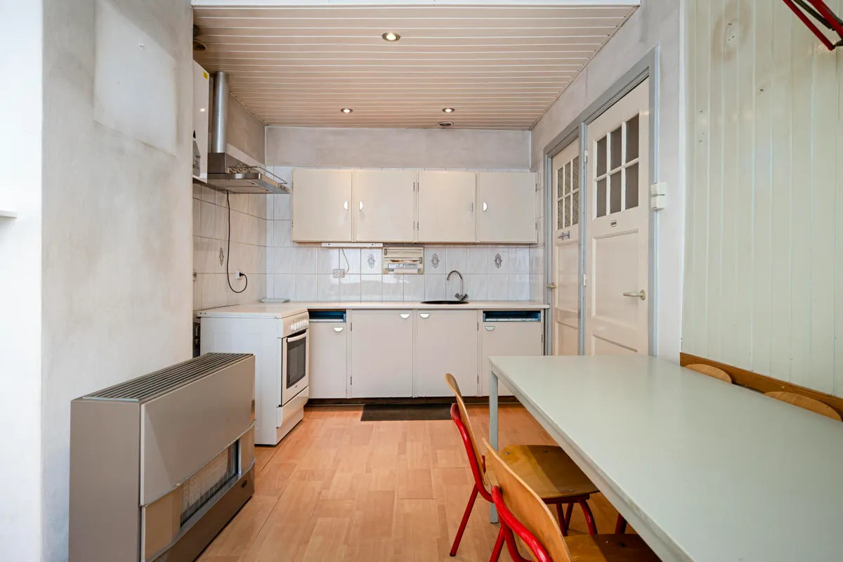 Tussenwoning te koop: Kleine Gracht 25, Maastricht