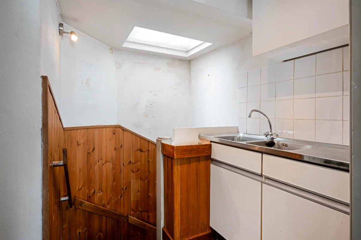 Tussenwoning te koop: Kleine Gracht 25, Maastricht