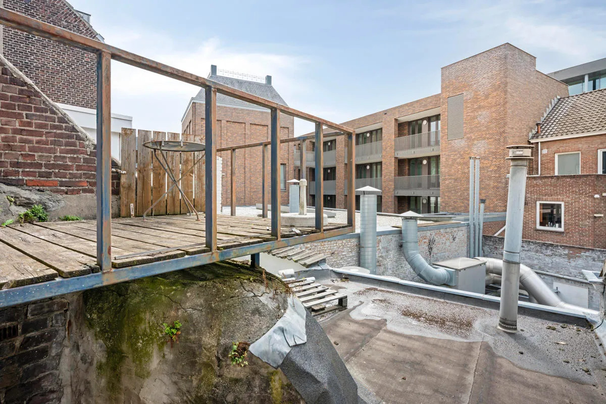 Tussenwoning te koop: Kleine Gracht 25, Maastricht