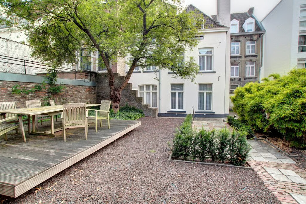 Studio te koop: Kleine Gracht 32A01, Maastricht