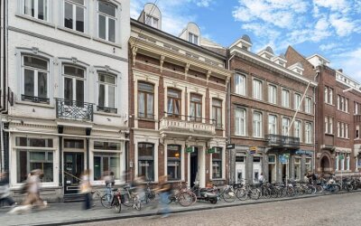 Helmstraat 8-B